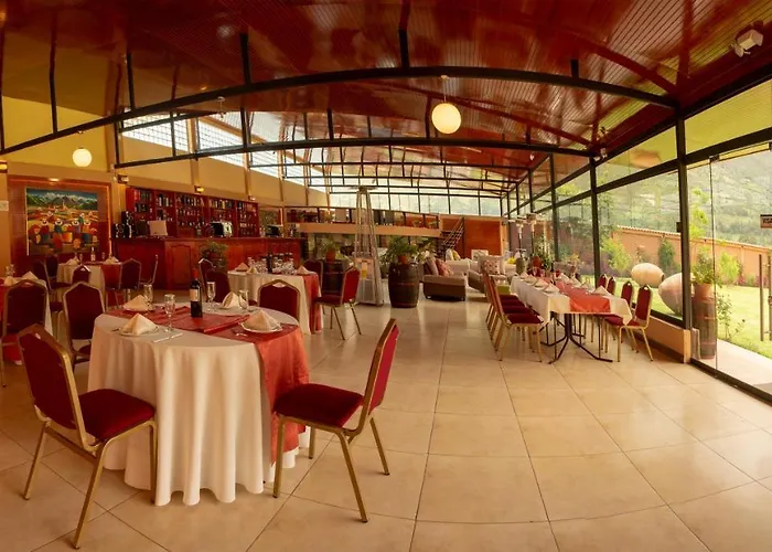 Hotel Qasana Plaza 3*