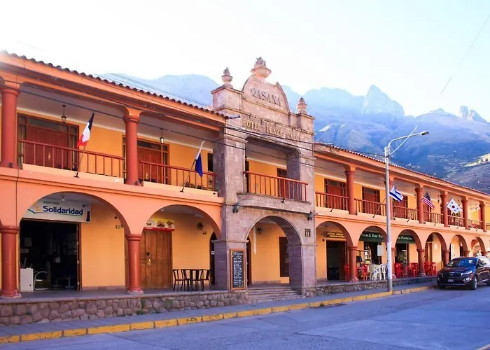 Qasana Plaza Hotel 3*